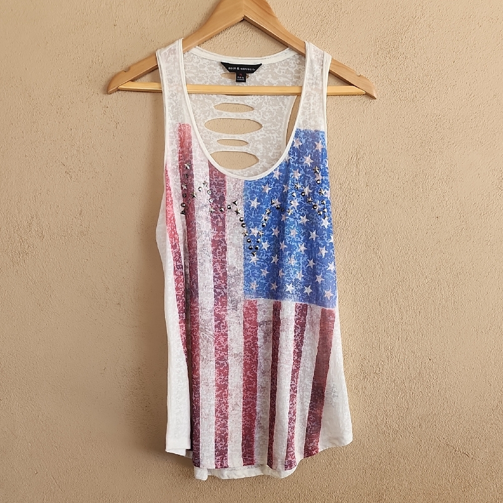 ROCK & REPUBLIC USA Flag Studded Tank Top Medium Distressed Patriotic July 4th - Picture 3 of 13
